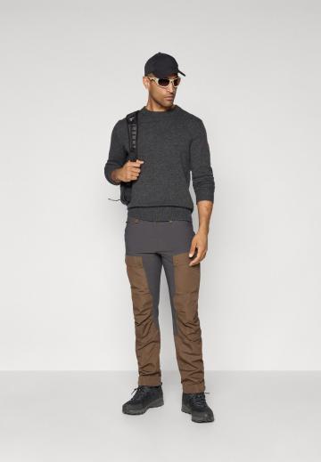 Спортивные штаны