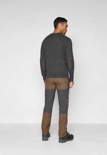 Спортивные штаны