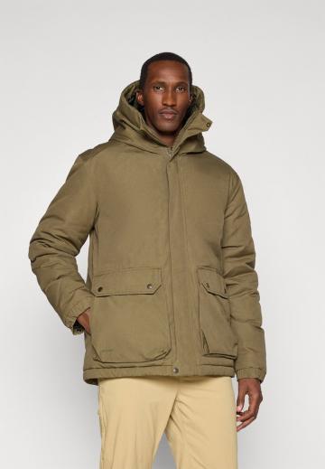 Зимняя куртка