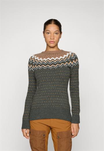 Спортивная толстовка