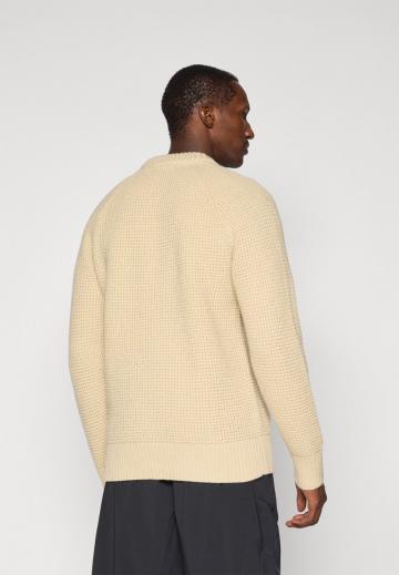 Спортивная кофта