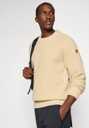 Спортивная кофта