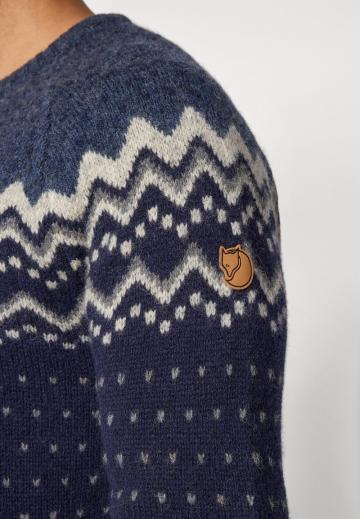 Спортивная кофта