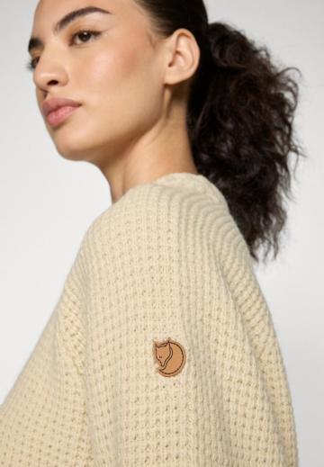 Спортивная толстовка