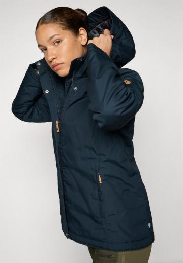 Спортивная куртка