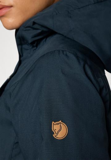 Спортивная куртка