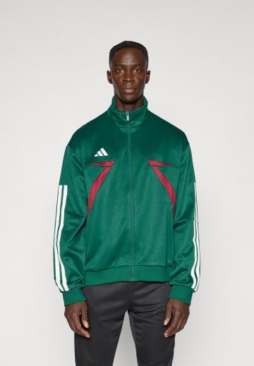 Спортивная куртка