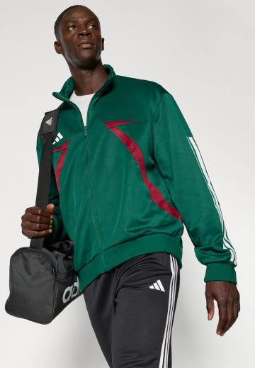 Спортивная куртка