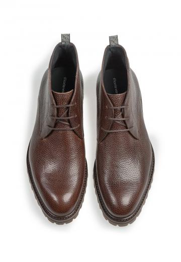 Ботинки на шнуровке