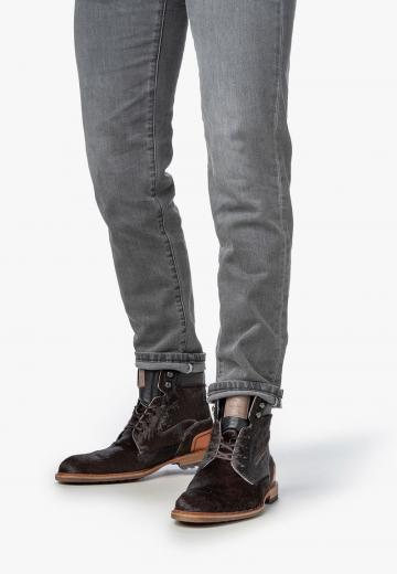 Ботинки на шнуровке