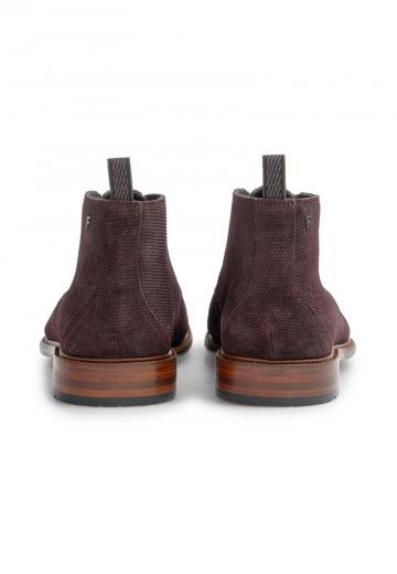 Ботинки на шнуровке