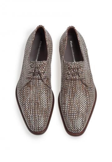 Ботинки на шнуровке