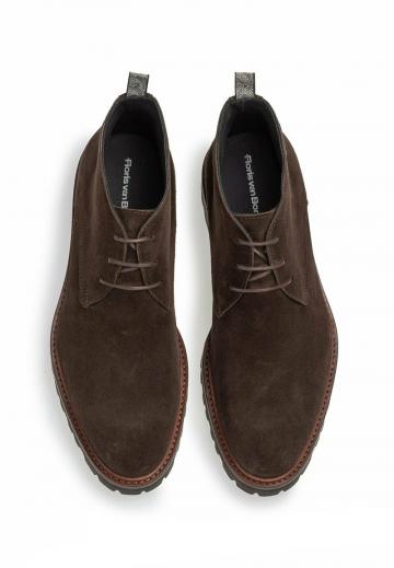 Ботинки на шнуровке