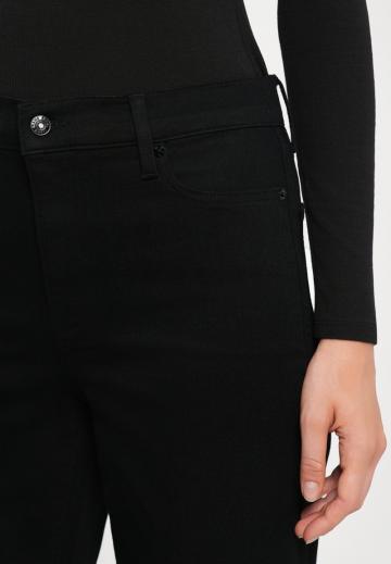 Свободные джинсы