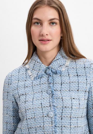 Короткий блейзер