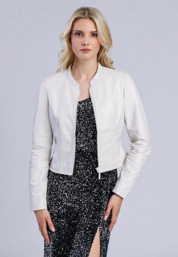 Короткая куртка