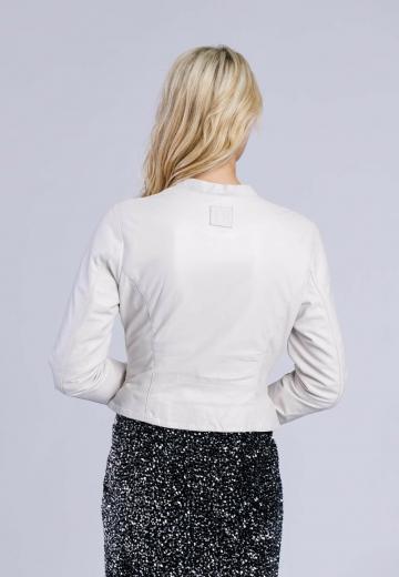 Короткая куртка