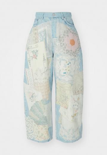 Свободные джинсы