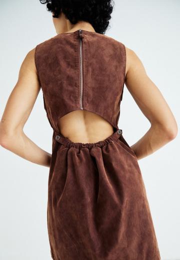 Короткое платье