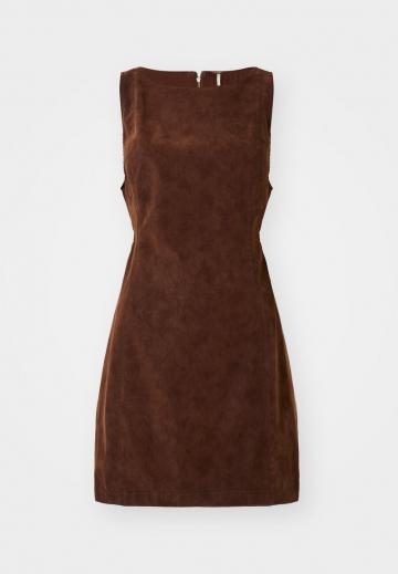 Короткое платье