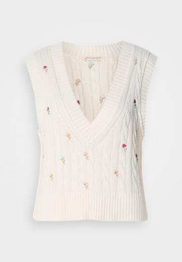 Пуловер без рукавов