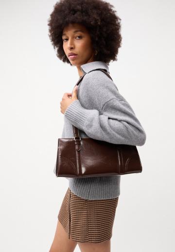 Пуловер с воротником поло