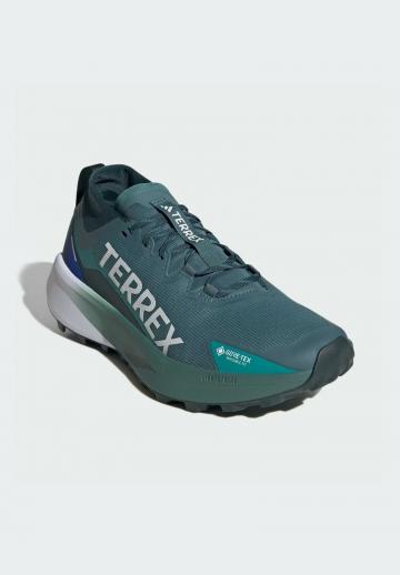 Беговые кроссовки