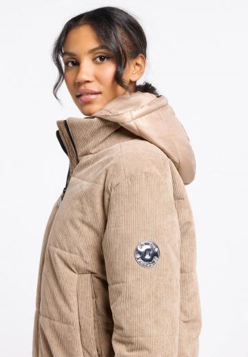 Зимняя куртка