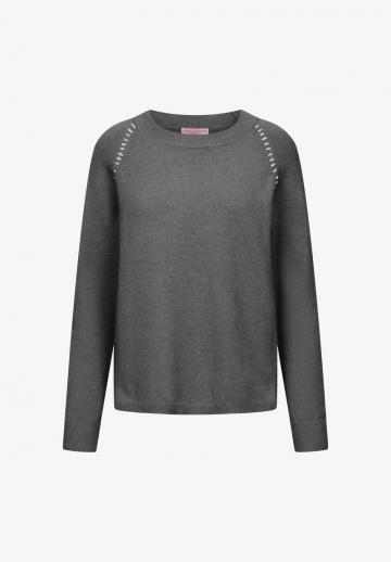 Длинный пуловер