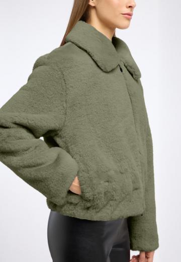 Зимняя куртка