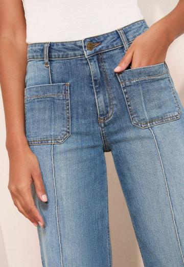 Клешеные джинсы