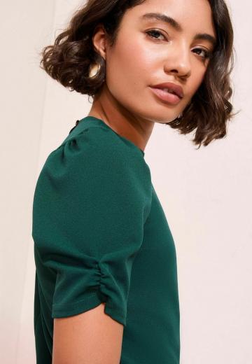 Короткое платье