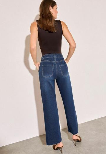 Прямые джинсы