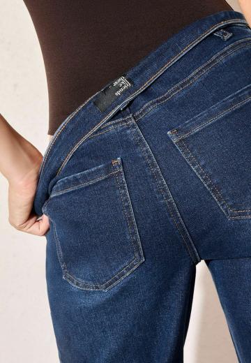 Прямые джинсы