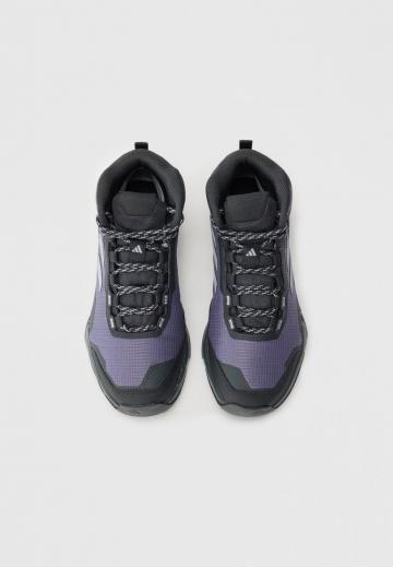 Походная обувь