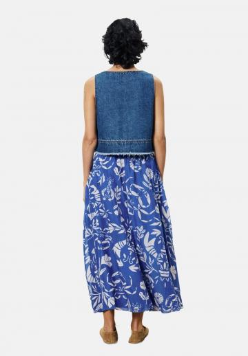 Джинсовая жилетка