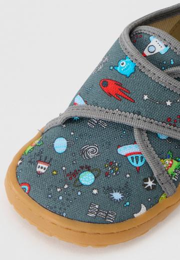 Детская обувь