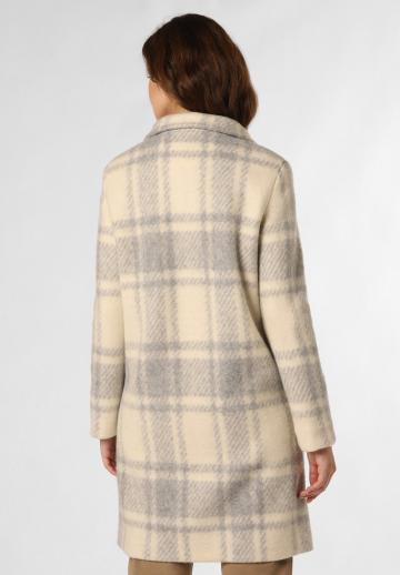 Короткое пальто