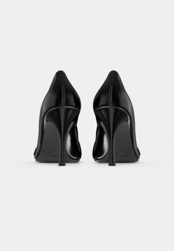 Туфли на высоком каблуке