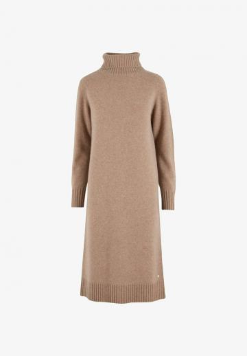 Вязаное платье