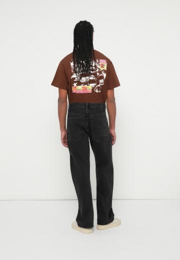 Свободные джинсы