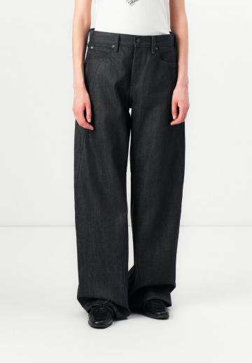 Свободные джинсы