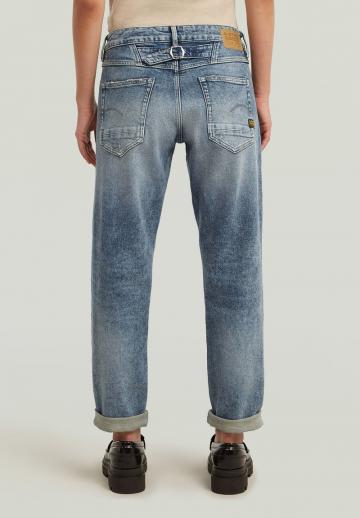 Короткие джинсы