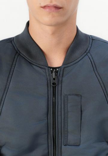 Куртка бомбер