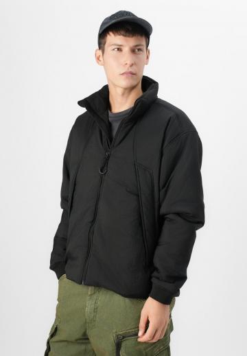 Брюки с накладными карманами