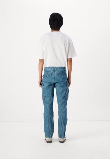 Брюки с накладными карманами