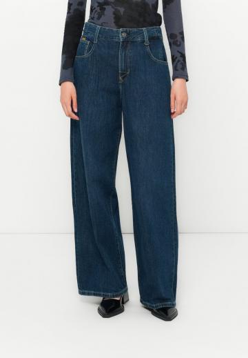 Свободные джинсы
