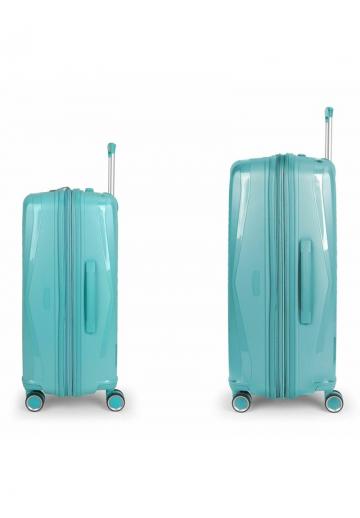 Набор чемоданов