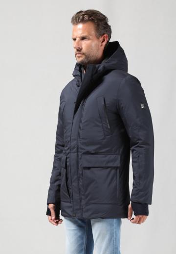 Зимняя куртка