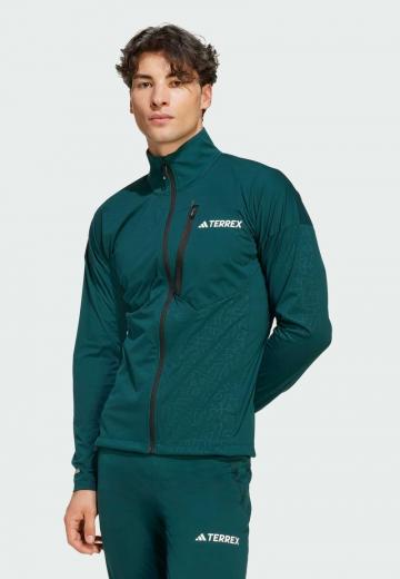 Спортивная куртка